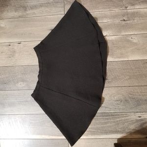 Short circle skirt